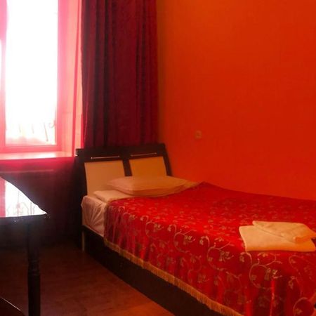 Pekin Hotel Temirtau Екстер'єр фото